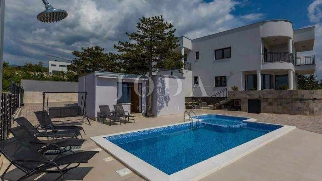 Haus zum Kauf 1.550.000 € 16 Zimmer 440 m² Centar