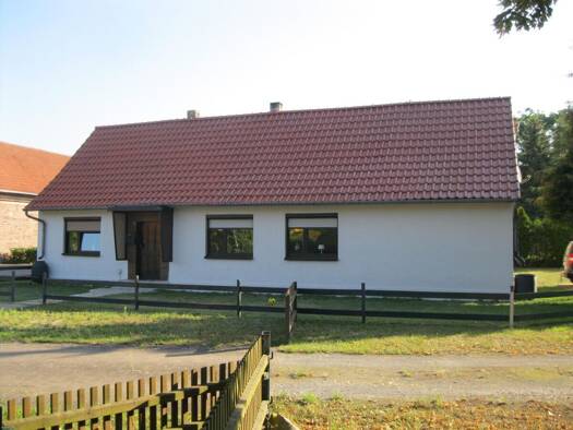 Haus zum Kauf provisionsfrei 89.000 € 8 Zimmer 220 m² 315 m² Grundstück Berenbrock Calvörde 39638