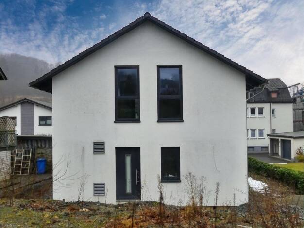Haus zum Kauf 249.000 € 4 Zimmer 147 m² 320 m² Grundstück Ostwig Bestwig 59909