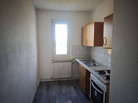 Wohnung zur Miete 330 € 3 Zimmer 56 m² frei ab sofort Am Stadion 21 Regis-Breitingen 04565