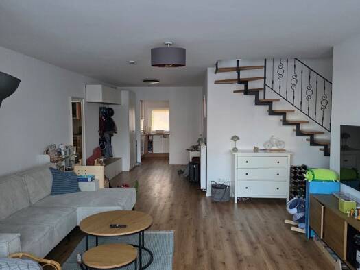 Maisonette zur Miete 1.800 € 3 Zimmer 103 m² Geschoss EG/1 frei ab 01.07.2026 Oberrad Frankfurt am Main 60599