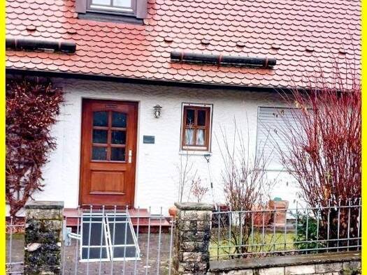 Haus zur Miete 1.240 € 4 Zimmer 122 m² 320 m² Grundstück frei ab 01.03.2026 Unterölsbach Berg 92348