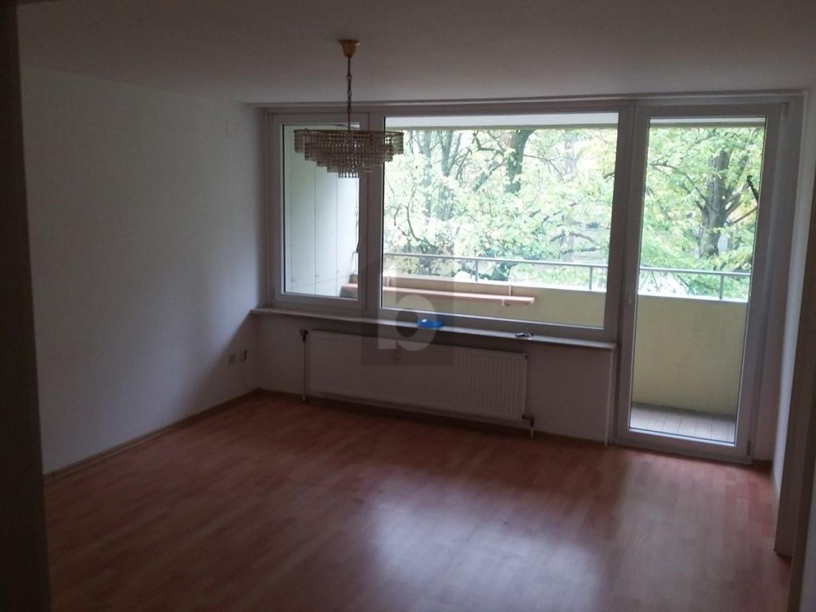 Wohnung zum Kauf 350.000 € 2 Zimmer 55 m²<br/>Wohnfläche 1.<br/>Geschoss Lerchenau West München 80995