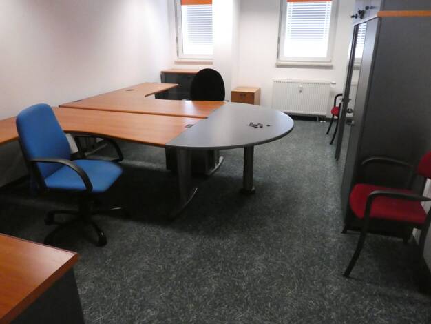 Bürofläche zur Miete provisionsfrei 430 € 32 m² Bürofläche Drahtzieherstraße Roth Roth 91154