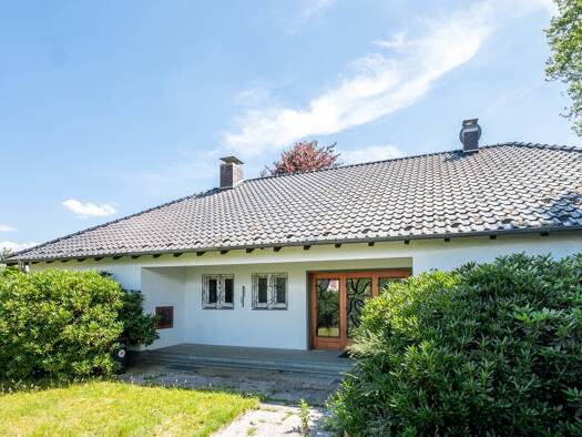 Einfamilienhaus zum Kauf 399.900 € 9,5 Zimmer 230 m² 1.686 m² Grundstück Belke-Steinbeck Enger 32130