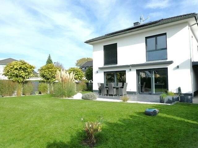"STIL MODERN & DESIGN INTERIOR" TOP-EFH-Stadtvilla-Bj.2016-130m²Wfl.-5Zi.-in bester Qualität & Wohnlage!