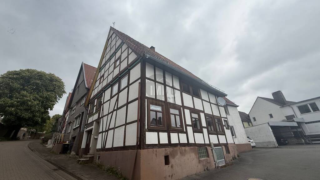 Einfamilienhaus zum Kauf 75.000 € 10 Zimmer 215 m² 348 m² Grundstück Blomberg 32825