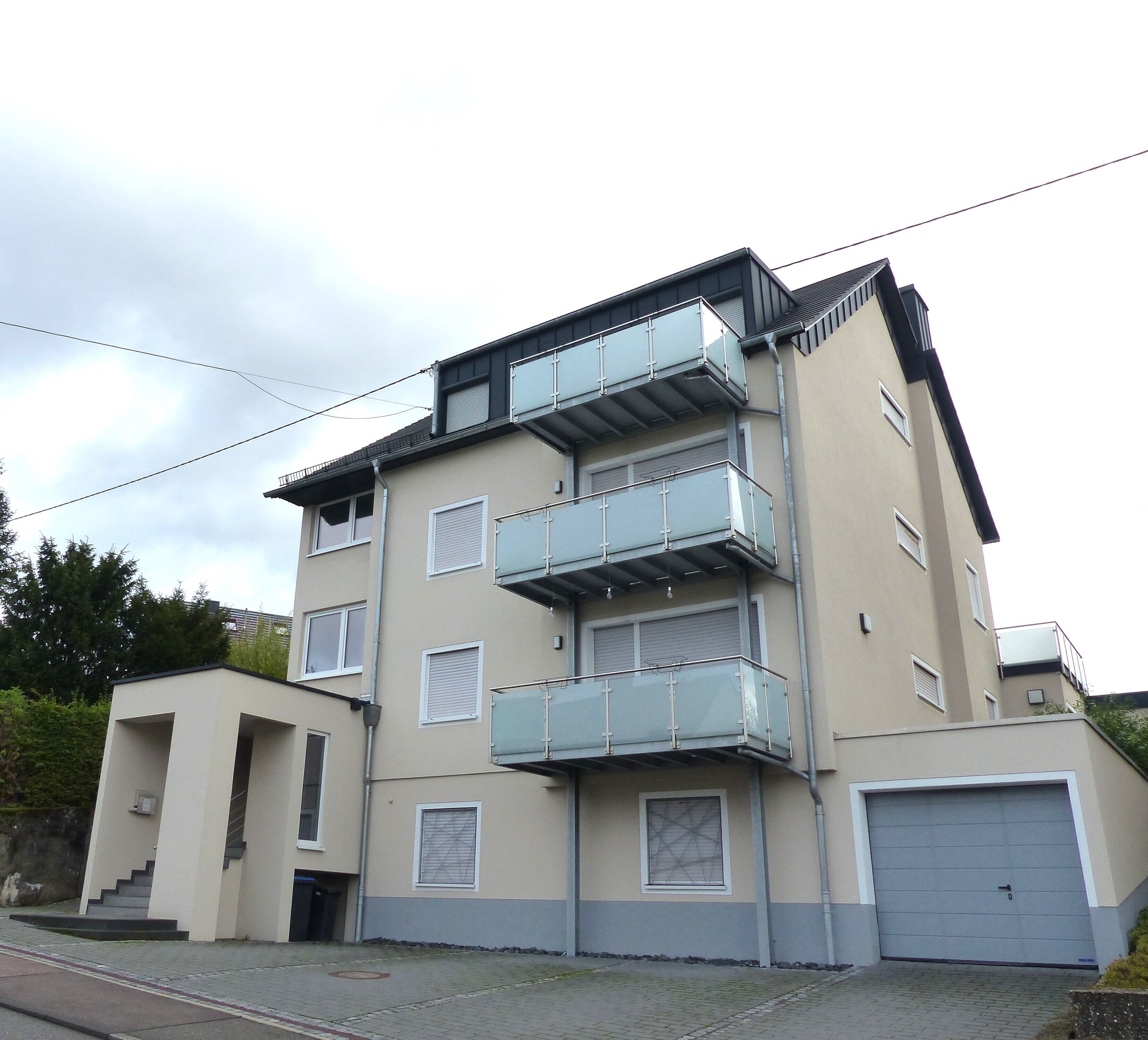 Mehrfamilienhaus zum Kauf 1.200.000 € 13 Zimmer 413 m²<br/>Wohnfläche 1.010 m²<br/>Grundstück ab sofort<br/>Verfügbarkeit Ruwer 1 Trier 54292