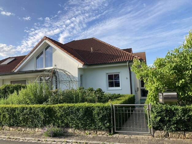 Wohnung zur Miete 695 € 2 Zimmer 93 m² 1. Geschoss Günsdorfer Weg 6 Obermichelbach 90587