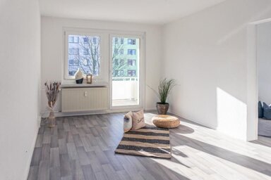 Wohnung zur Miete 440 € 4 Zimmer 69,3 m² 2. Geschoss frei ab 01.04.2025 L.-Ebersberger-Str. 3 Gablenz Chemnitz 09127