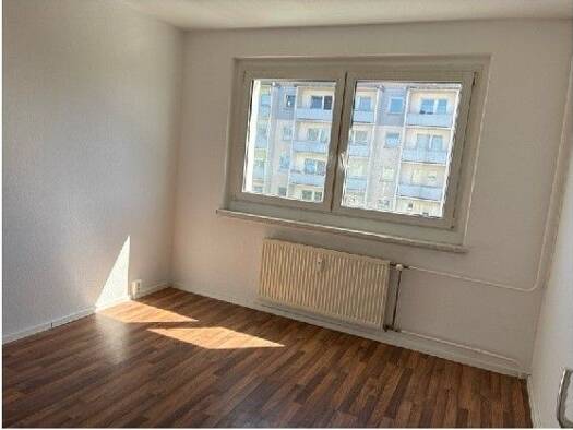 Wohnung zur Miete 220 € 2 Zimmer 41,4 m² 3. Geschoss Albert-Schweitzer-Straße 34 Chrieschwitz Plauen 08529