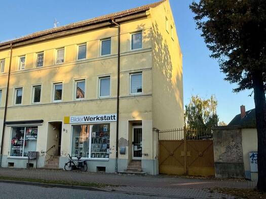 Haus zum Kauf 110.000 € 269 m² 553 m² Grundstück Güsten 39439