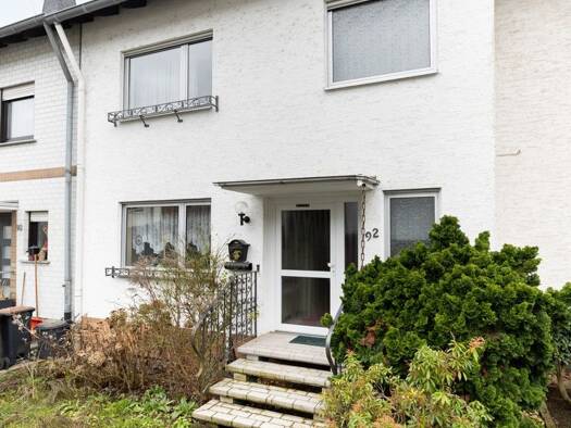 Reihenmittelhaus zum Kauf 265.000 € 6 Zimmer 171 m² 210 m² Grundstück Plaidt 56637