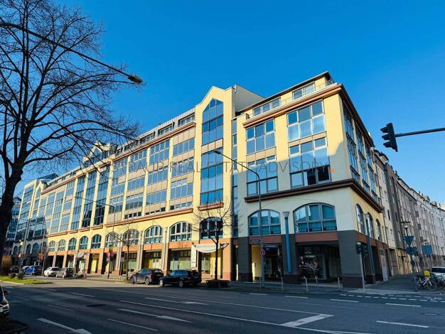 Büro-/Praxisfläche zur Miete provisionsfrei 10,90 € 432,9 m² Bürofläche Gerbermühlstraße 11 Sachsenhausen Frankfurt am Main 60594