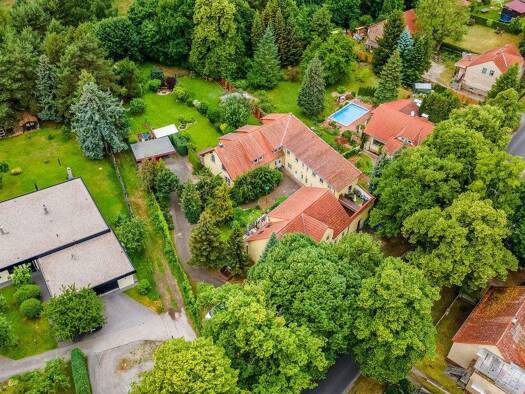 Mehrfamilienhaus zum Kauf 695.000 € 17 Zimmer 533 m² 2.289 m² Grundstück Glienick Zossen 15806