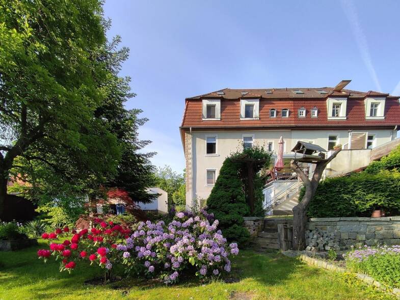 Doppelhaushälfte zum Kauf 269.000 € 11 Zimmer 273 m² 1.113 m² Grundstück Weißwasser 02943