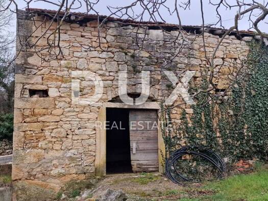 Haus zum Kauf 140.000 € 7 Zimmer 280 m² Motovun