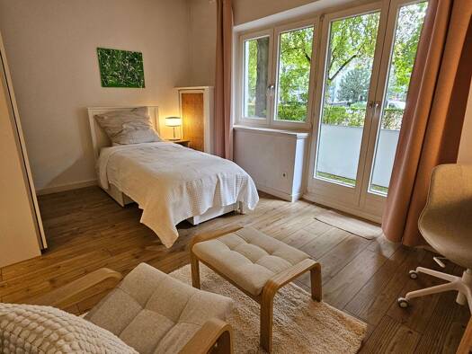 Studio zur Miete 700 € 1 Zimmer 27 m² Geschoss EG/1 frei ab sofort Winterhude Hamburg 22299