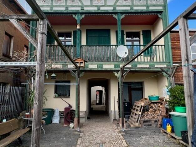 Mehrfamilienhaus zum Kauf 249.000 € 10 Zimmer 218 m² 532 m² Grundstück Naumburg 06618