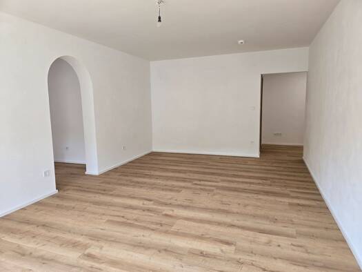 Wohnung zur Miete 660 € 2 Zimmer 63 m² frei ab sofort Winkelser Straße 11 c Bad Kissingen Bad Kissingen 97688