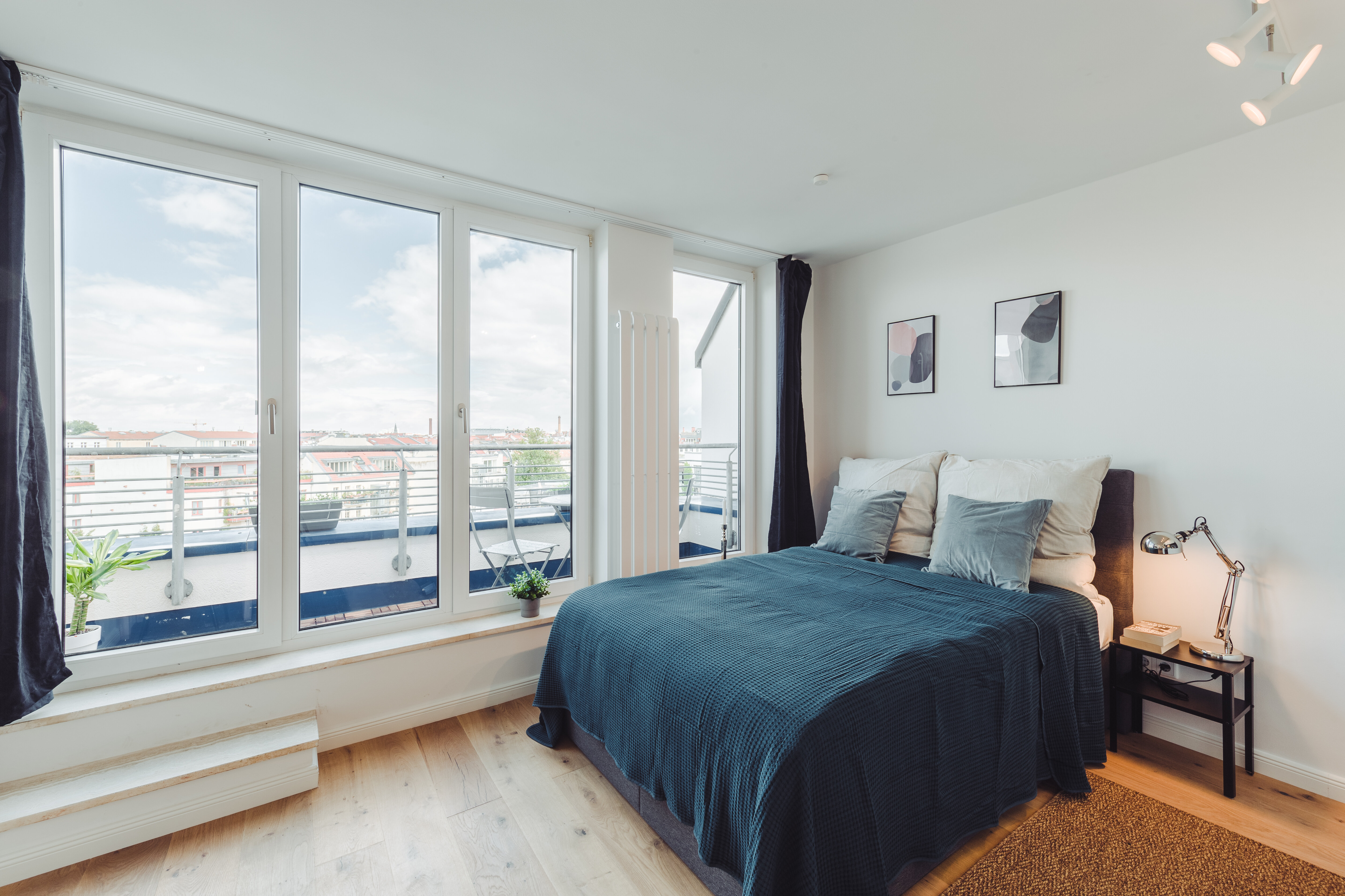 Wohnung zur Miete 1.200 € 1 Zimmer 25 m²<br/>Wohnfläche 7.<br/>Geschoss ab sofort<br/>Verfügbarkeit Schwedter Straße 45/46 Prenzlauer Berg Berlin 10435