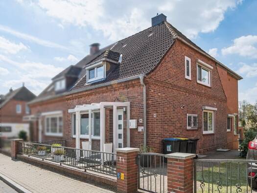 Doppelhaushälfte zum Kauf 449.000 € 4 Zimmer 123 m² 753 m² Grundstück Geesthacht 21502