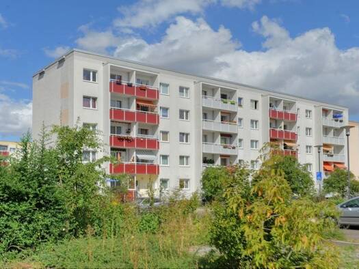 WG-Zimmer zur Miete 398 € 3 Zimmer 57 m² 2. Geschoss Friedrich-Hesekiel-Str. 16 Silberhöhe Halle 06132