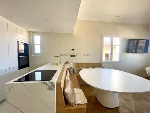 Haus zum Kauf 2.450.000 € 68 m² Port de Saint-Tropez Saint-Tropez 83990
