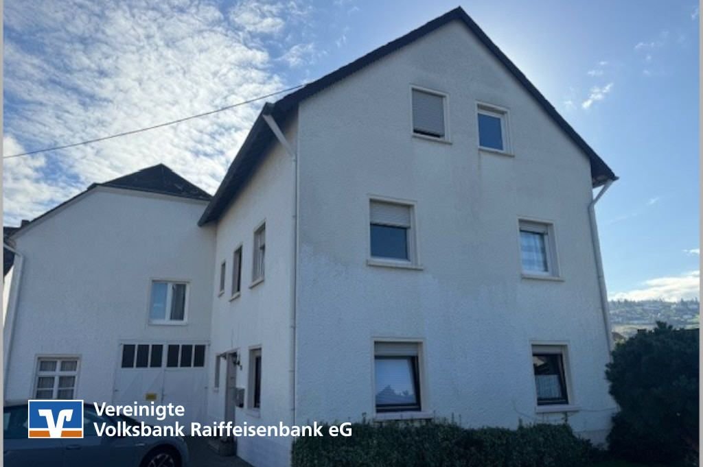 Haus zum Kauf 259.000 € 11 Zimmer 210 m²<br/>Wohnfläche 669 m²<br/>Grundstück Trittenheim 54349