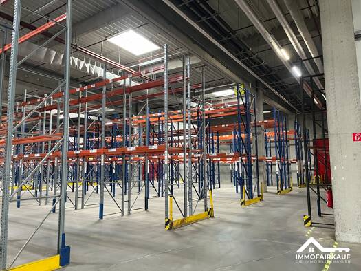 Lagerhalle zur Miete 6.836 m² Lagerfläche teilbar ab 2.362 m² Langenweddingen Sülzetal 39171