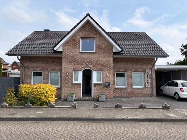 Einfamilienhaus zum Kauf provisionsfrei 420.000 € 4 Zimmer 138 m² 385 m² Grundstück Stuttgarter Straße 1 Nordhorn Nordhorn 48529