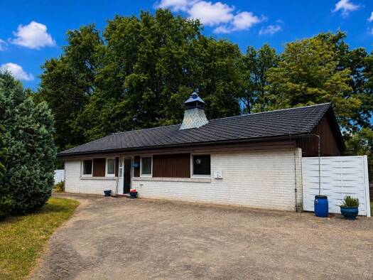 Bungalow zur Miete 1.400 € 4 Zimmer 110 m² 400 m² Grundstück Barum Barum 21357