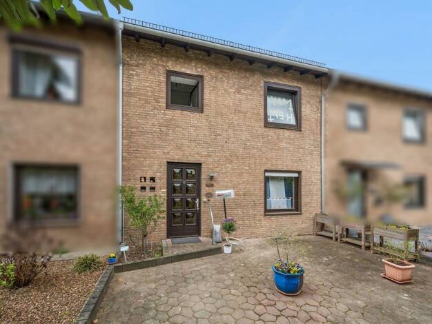 Reihenmittelhaus zum Kauf 335.000 € 4 Zimmer 99,6 m² 211 m² Grundstück Benrad-Süd Krefeld 47804