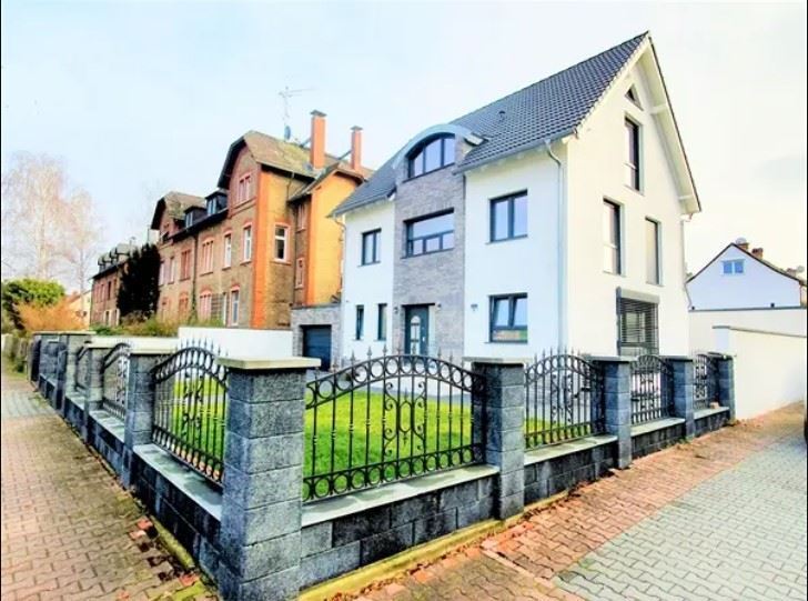 Einfamilienhaus zum Kauf 1.580.000 € 6 Zimmer 176 m²<br/>Wohnfläche 370 m²<br/>Grundstück Fechenheim Frankfurt 60386