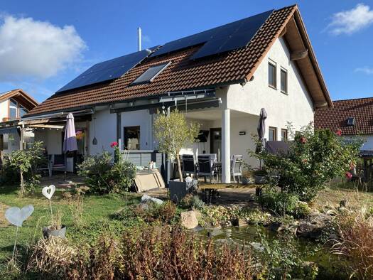 Mehrfamilienhaus zum Kauf 485.000 € 6,5 Zimmer 182 m² 672 m² Grundstück Aldingen Aldingen 78554