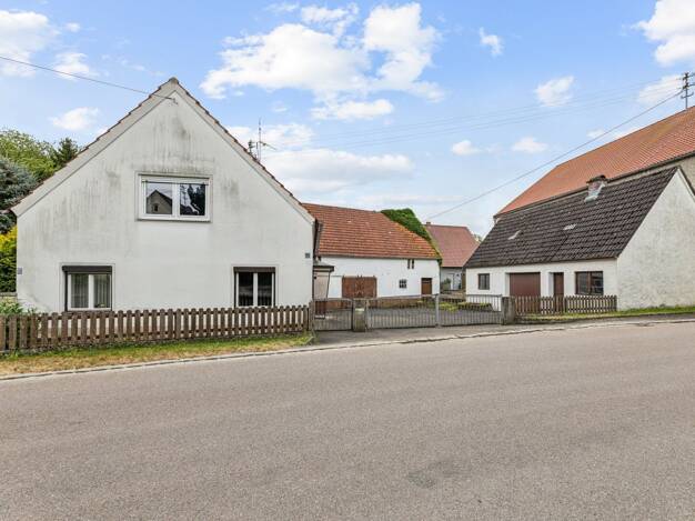Bauernhaus zum Kauf 249.000 € 5 Zimmer 123,3 m² 3.626 m² Grundstück Felsheim Donauwörth 86609