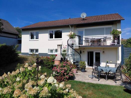 Bungalow zum Kauf 220.000 € 6 Zimmer 141,7 m² 688 m² Grundstück Vellmar-West Vellmar 34246