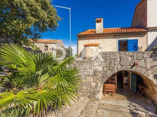 Haus zum Kauf 312.000 € 2 Zimmer 90 m² Lakmartin