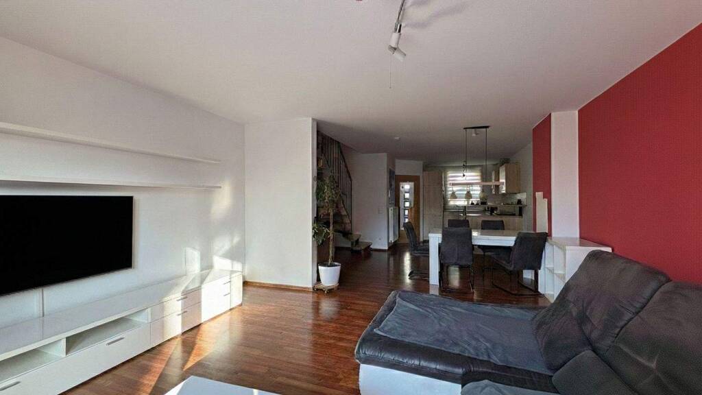 Reihenmittelhaus zum Kauf 448.000 € 5 Zimmer 136 m² Villingen Villingen-Schwenningen 78050