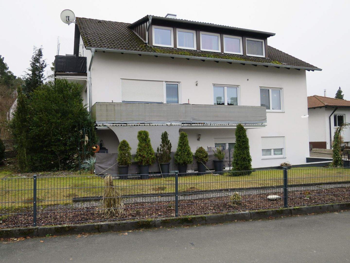 Immobilie in Röttenbach - Sehr gepflegtes 3 Familienhaus - Bild 0