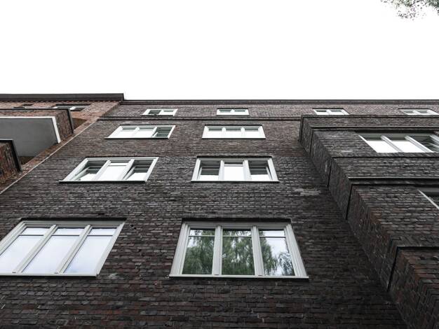 Wohnung zum Kauf 300.000 € 2,5 Zimmer 57 m² 3. Geschoss Barmbek-Nord Nord 22307