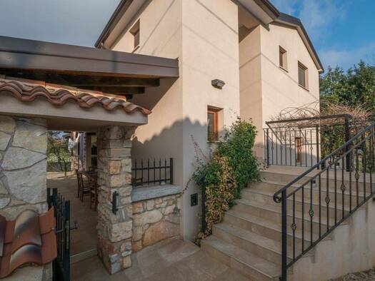 Bürofläche zum Kauf 890.000 € 9 Zimmer 276 m² Bürofläche Porec 52440