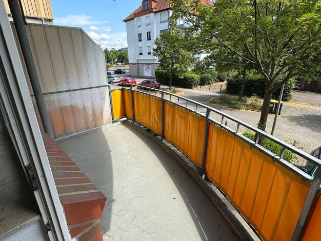Wohnung zur Miete 603 € 2 Zimmer 67 m² Geschoss 1/4 frei ab sofort Hermelinplatz 23 Paunsdorf Leipzig 04329