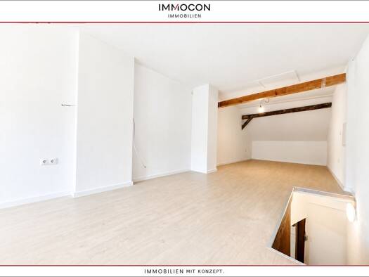 Einfamilienhaus zum Kauf als Kapitalanlage geeignet 130.000 € 9 Zimmer 116 m² 120 m² Grundstück Neustädter Straße 45 Pößneck,Stadt Pößneck 07381