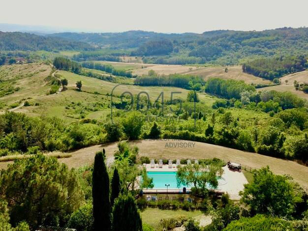 Bauernhaus zum Kauf 1.250.000 € 10 Zimmer 350 m² 18.000 m² Grundstück Palaia 56036