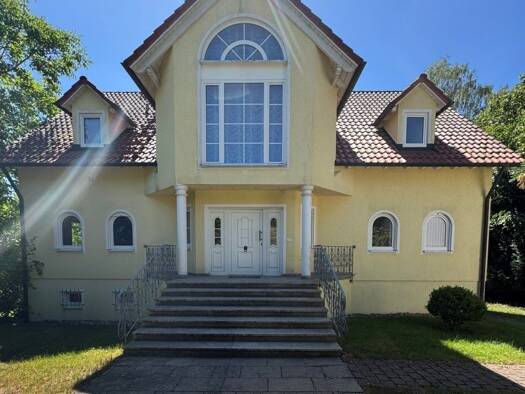 Einfamilienhaus zum Kauf 830.000 € 6 Zimmer 286 m² 1.123 m² Grundstück frei ab sofort Monakam Bad Liebenzell 75378