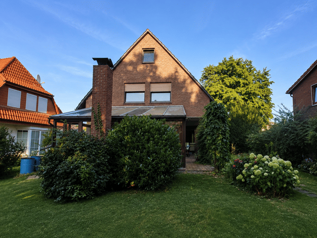 Einfamilienhaus zum Kauf 340.000 € 6 Zimmer 147 m² 800 m² Grundstück frei ab sofort Nörten-Hardenberg Nörten-Hardenberg 37176