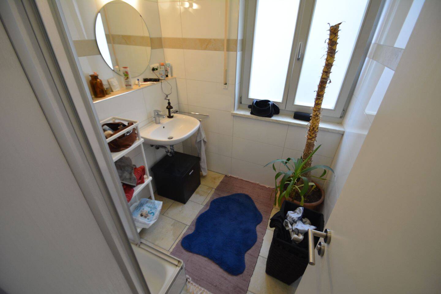 Großzügiges 1-Zimmer-Apartment mit Tageslichtbad und EBK im Herzen der Regensburger Altstadt – Wollwirkergasse 5, 93047 Regensburg – Vorschaubild 3