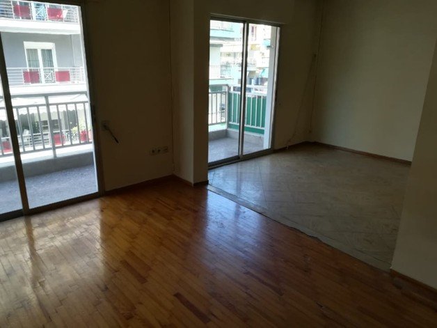 Wohnung zum Kauf 90.000 € 3 Zimmer 124 m²<br/>Wohnfläche Thessaloniki,Griechenland 56121