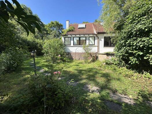 Einfamilienhaus zum Kauf 797.000 € 6 Zimmer 140 m² 773 m² Grundstück frei ab sofort Nord Ludwigsburg 71634